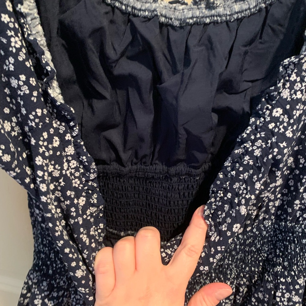Hollister Navy Floral Romper - Picture 10 of 10